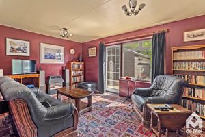 Photo 6- click for photo gallery